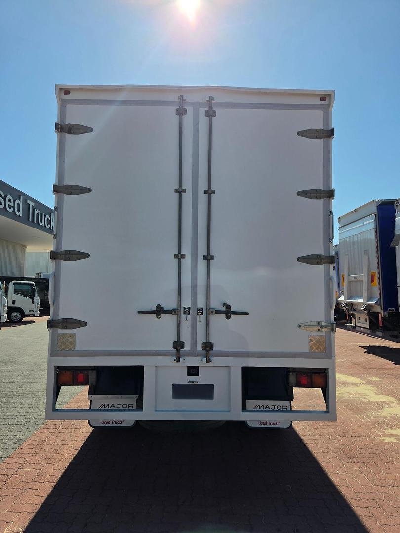 2013 Fuso Fighter 1627 10 Pallet - Minus 18 Freezer image 10