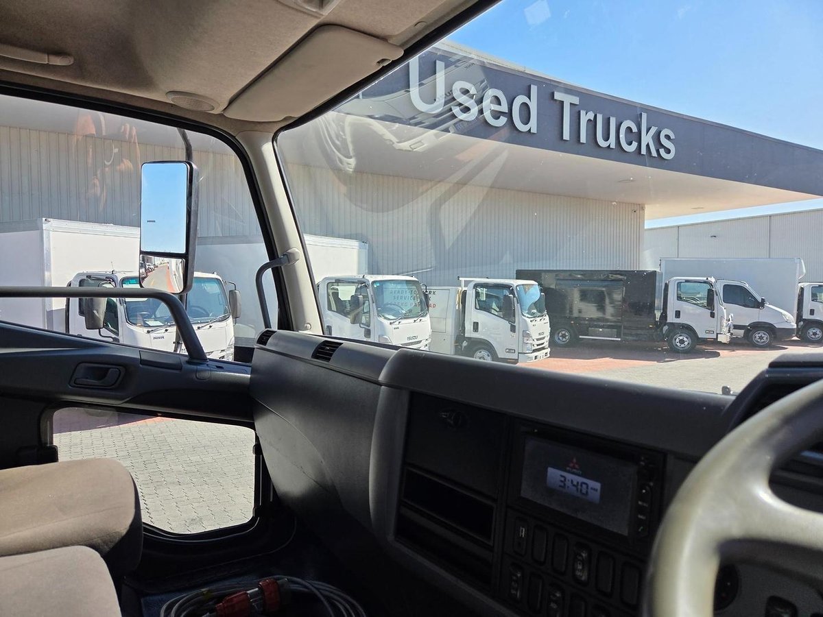 2013 Fuso Fighter 1627 10 Pallet - Minus 18 Freezer image 2