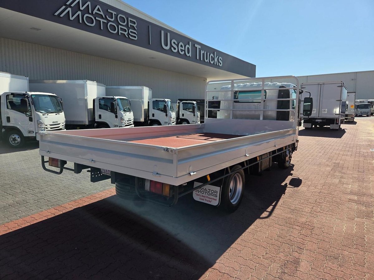 2019 Isuzu Nnr 65-150 Amt 3 Ton Tray image 15