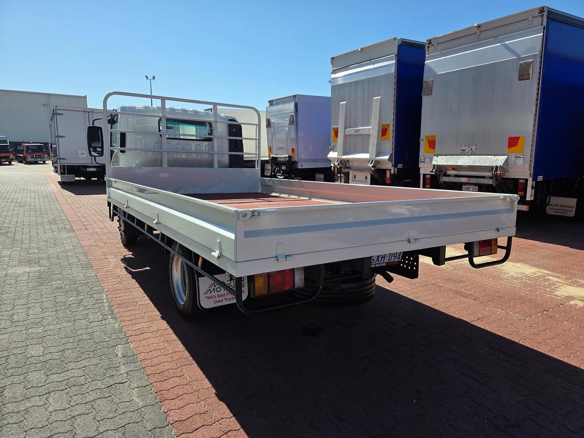 2019 Isuzu Nnr 65-150 Amt 3 Ton Tray image 5