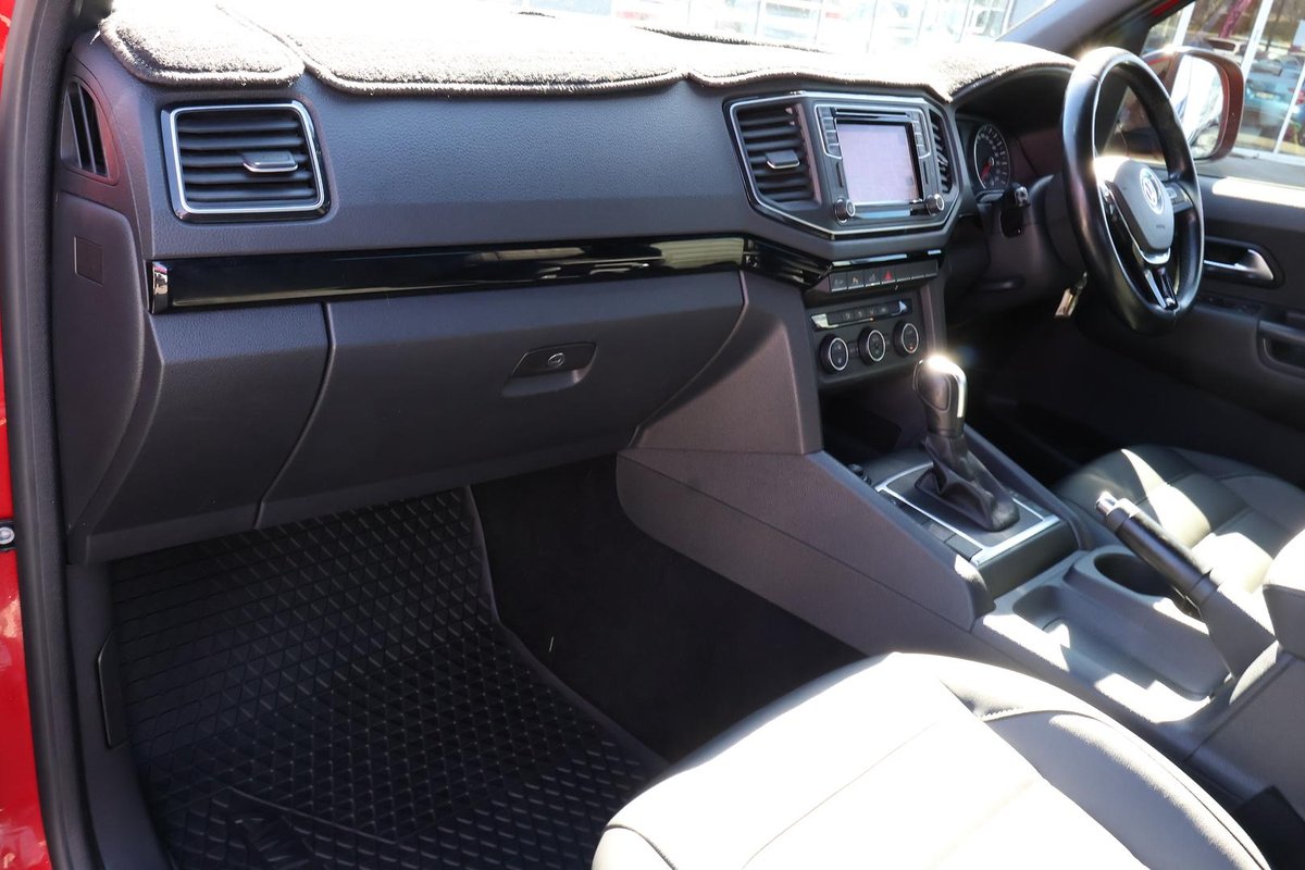 2019 Volkswagen Amarok TDI580 Highline Black 2H MY20 4X4 Constant image 21