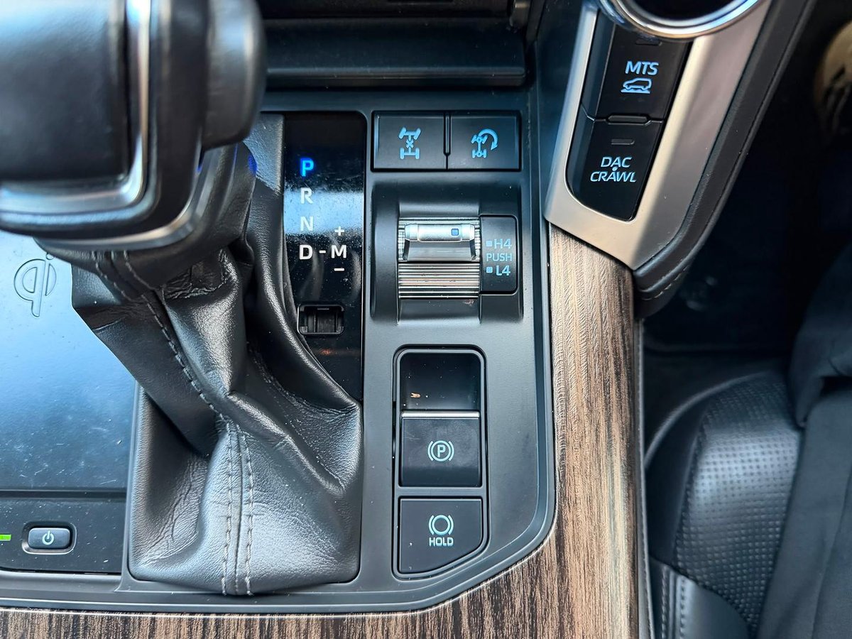 2022 Toyota Landcruiser Sahara FJA300R 4X4 Dual Range image 34