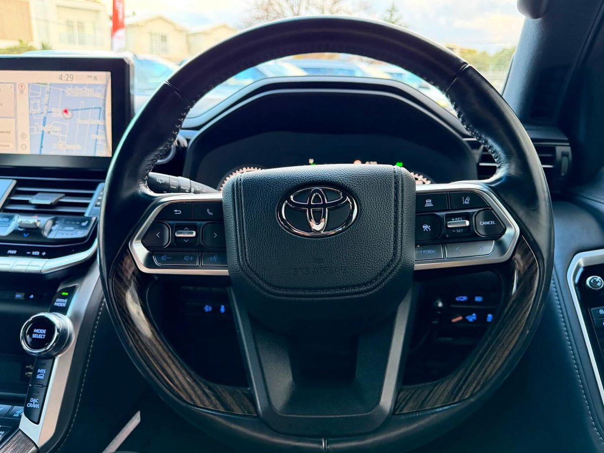 2022 Toyota Landcruiser Sahara FJA300R 4X4 Dual Range image 30