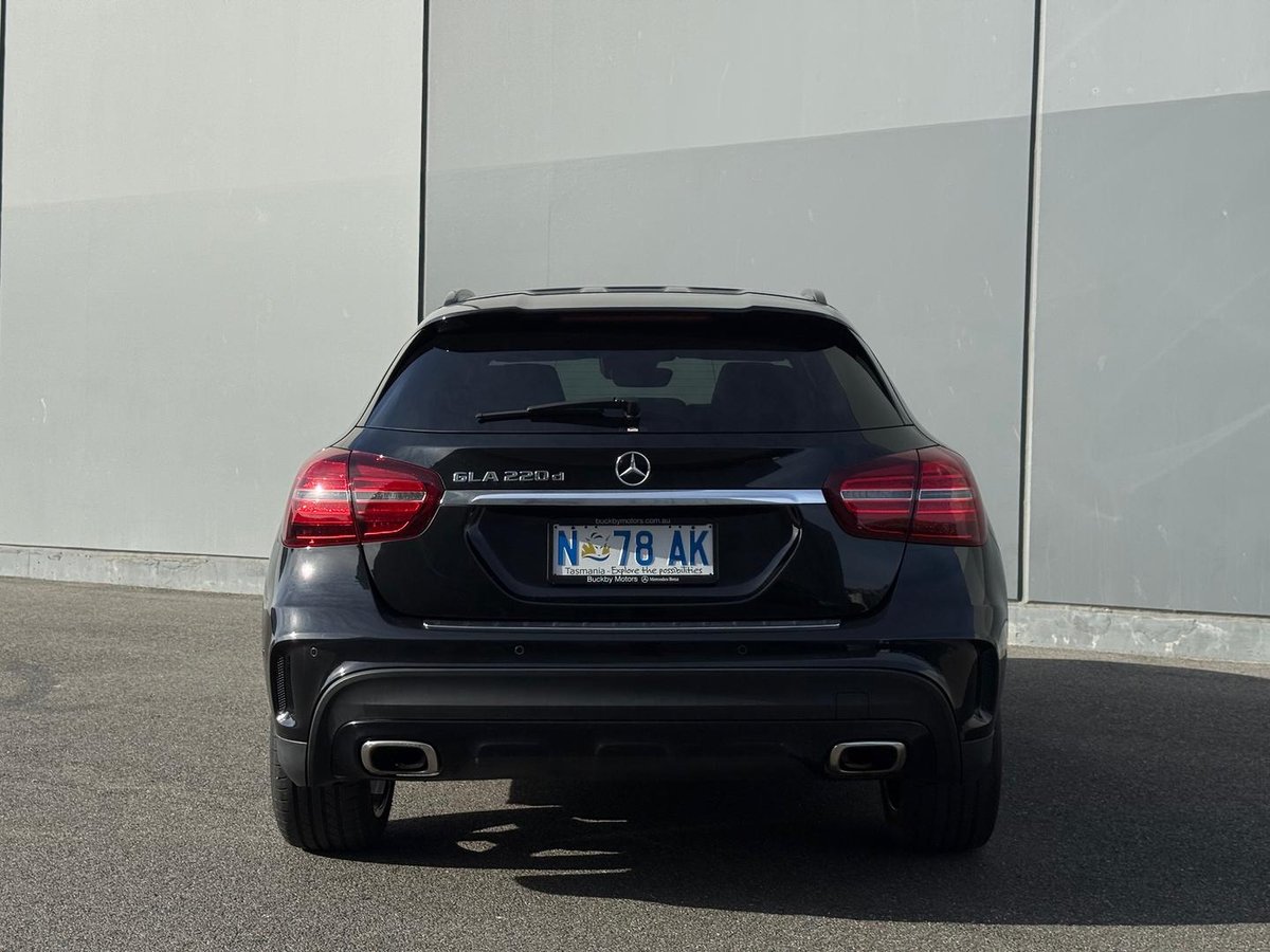 2018 Mercedes-Benz GLA-Class GLA220 d X156 image 17