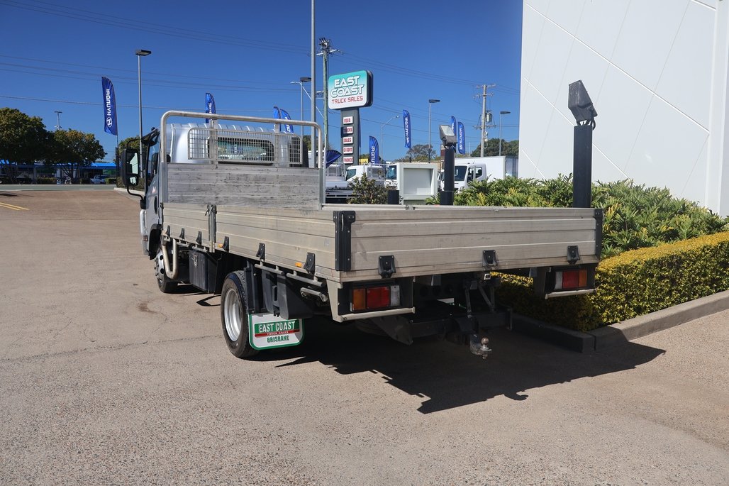 2021 ISUZU NPR 45-155 image 18