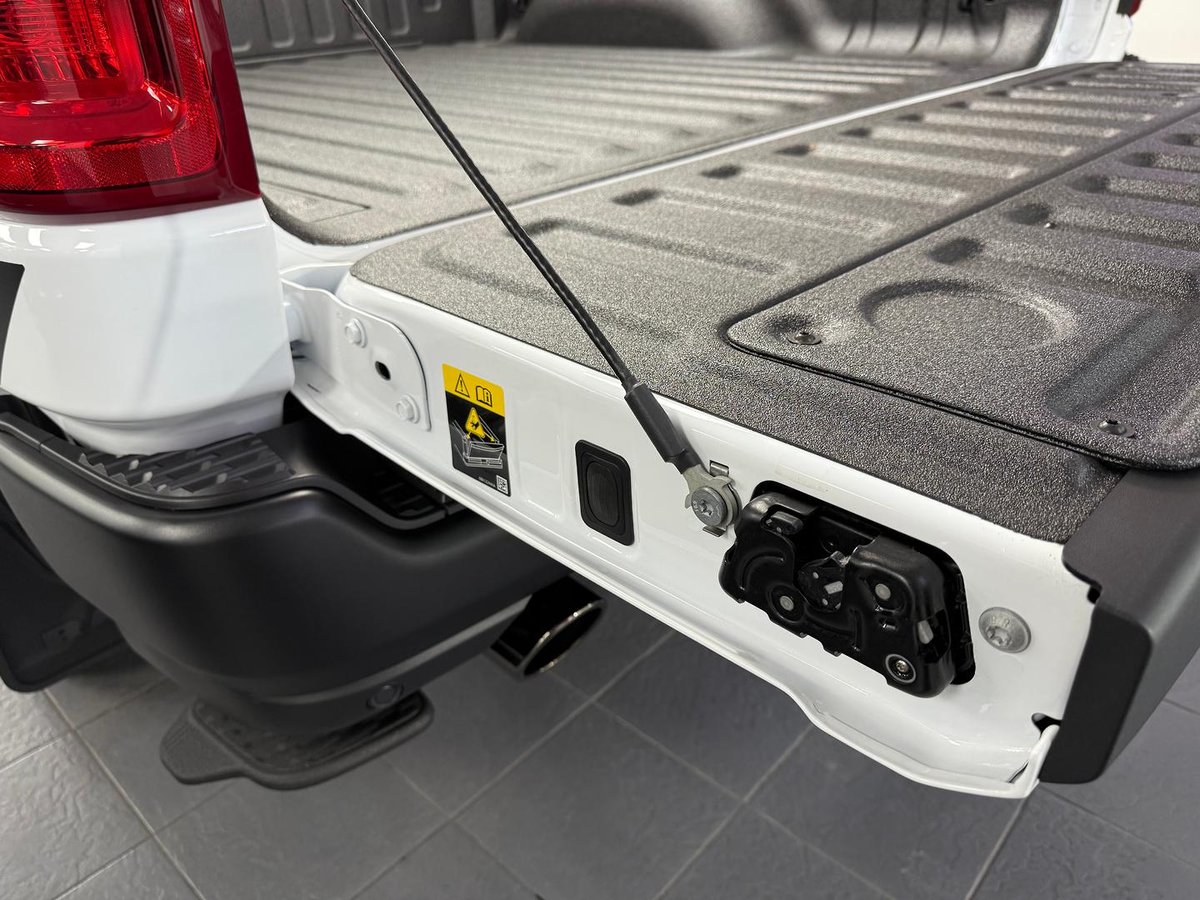 2025 RAM 1500 Rebel Hurricane SO DT MY25 4X4 Dual Range image 12