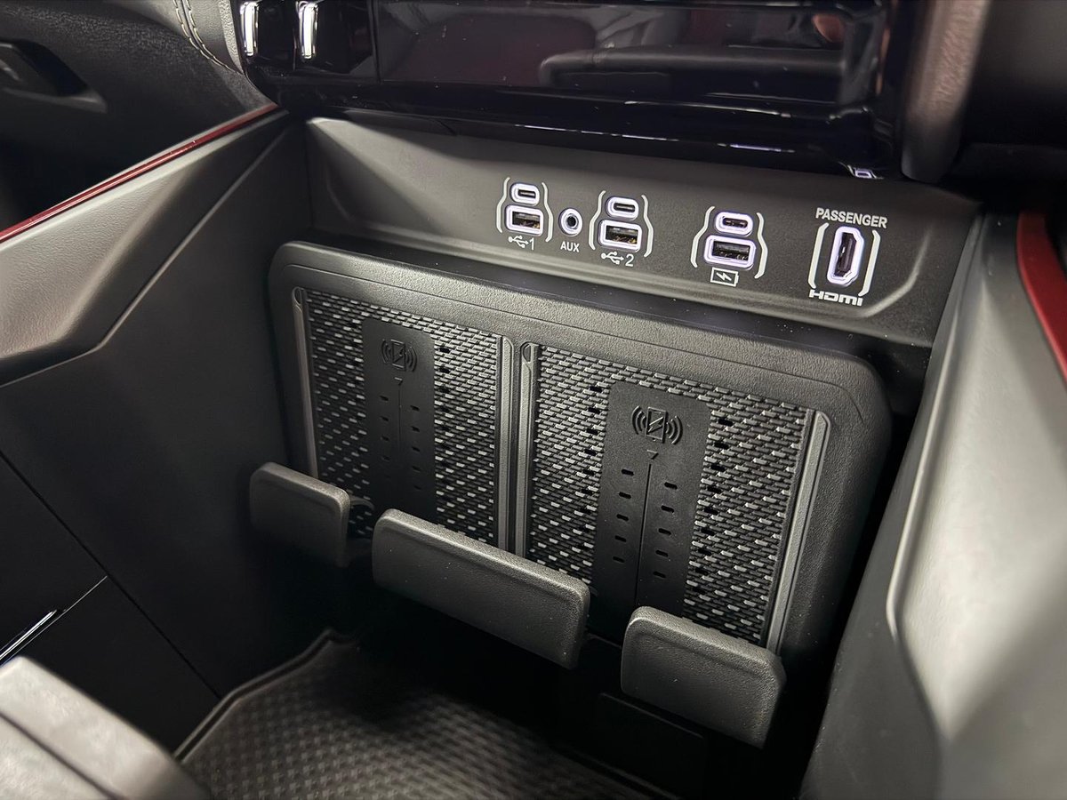 2025 RAM 1500 Rebel Hurricane SO DT MY25 4X4 Dual Range image 35