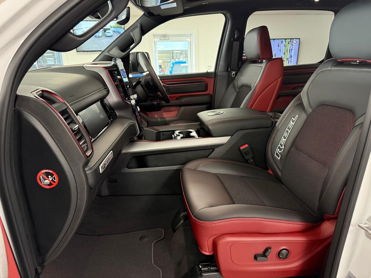 2025 RAM 1500 Rebel Hurricane SO DT MY25 4X4 Dual Range image 38