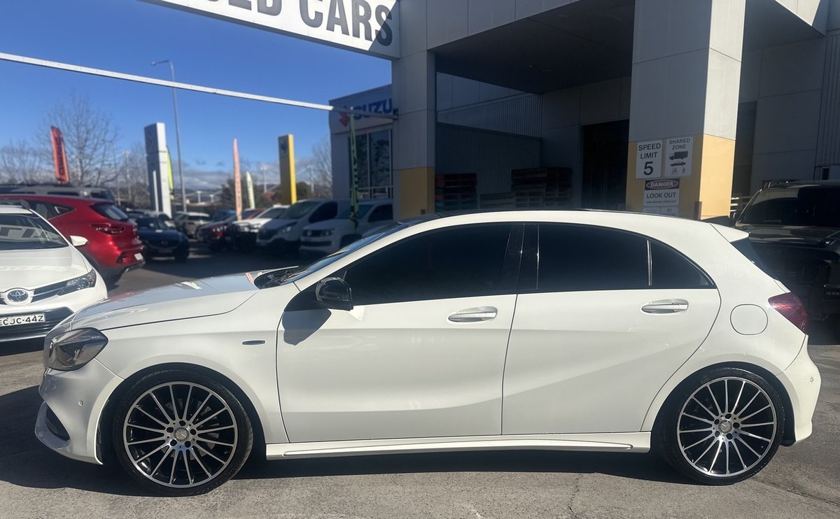 2016 Mercedes-Benz A-Class A250 Sport W176 Four Wheel Drive image 9