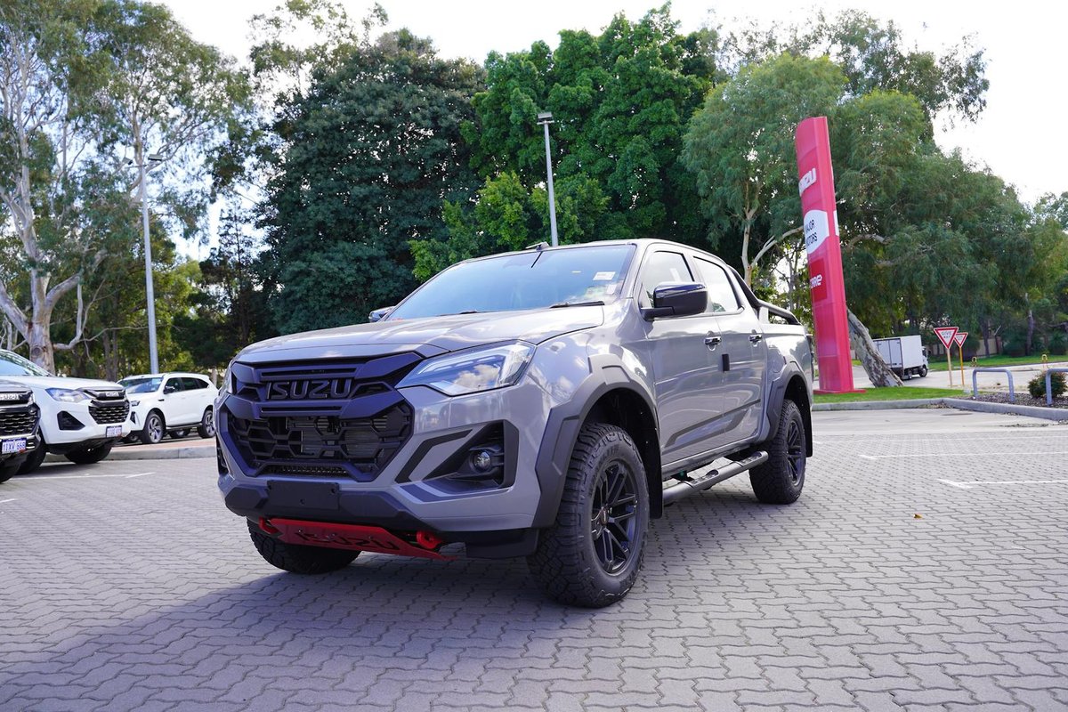 2025 Isuzu D-MAX BLADE MY25.5 4X4 Dual Range image 7