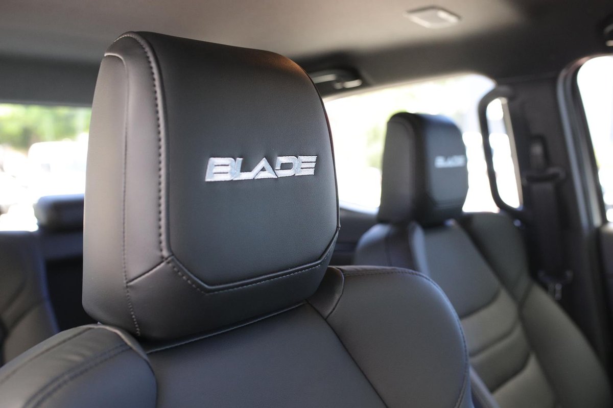 2025 Isuzu D-MAX BLADE MY25.5 4X4 Dual Range image 30