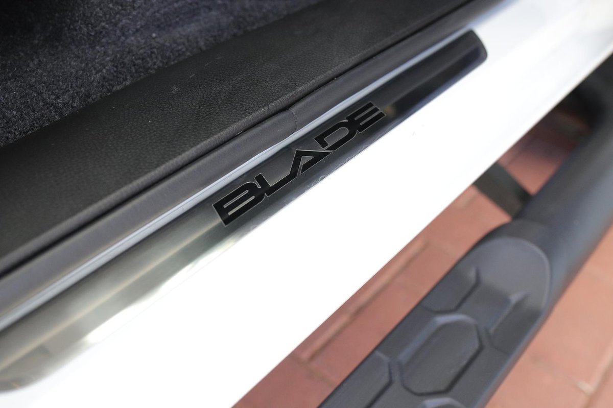 2025 Isuzu D-MAX BLADE MY25.5 4X4 Dual Range image 35