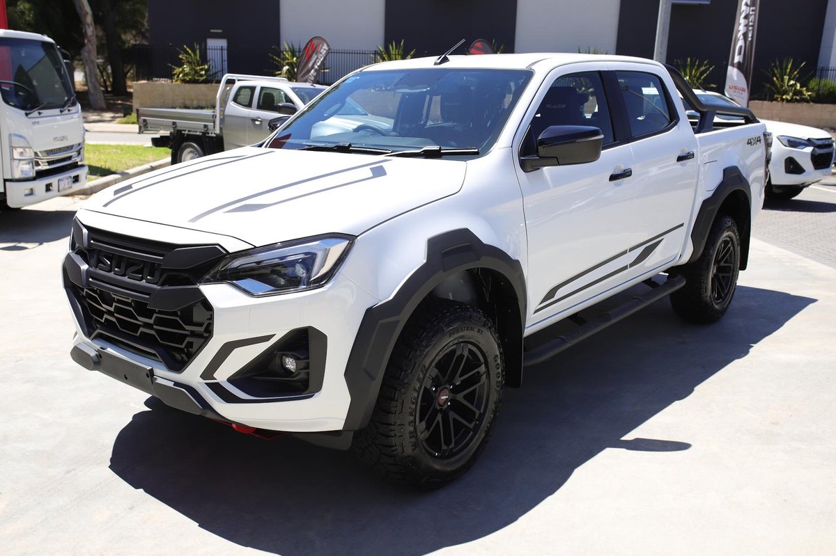 2025 Isuzu D-MAX BLADE MY25.5 4X4 Dual Range image 7