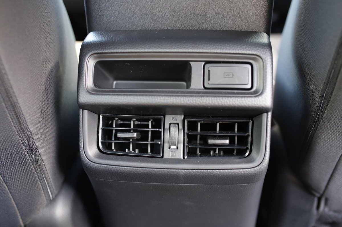 2025 Isuzu D-MAX X-RIDER MY25.5 4X4 Dual Range image 22