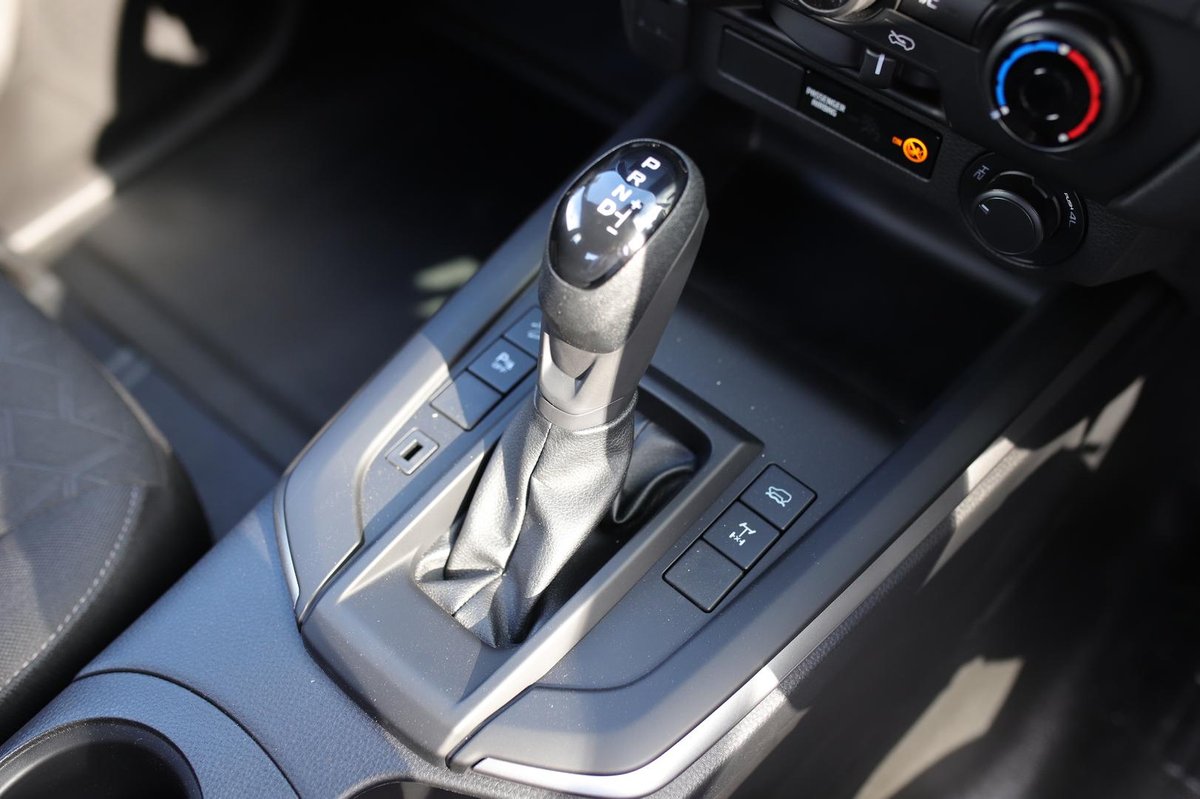 2025 Isuzu D-MAX X-RIDER MY25.5 4X4 Dual Range image 15