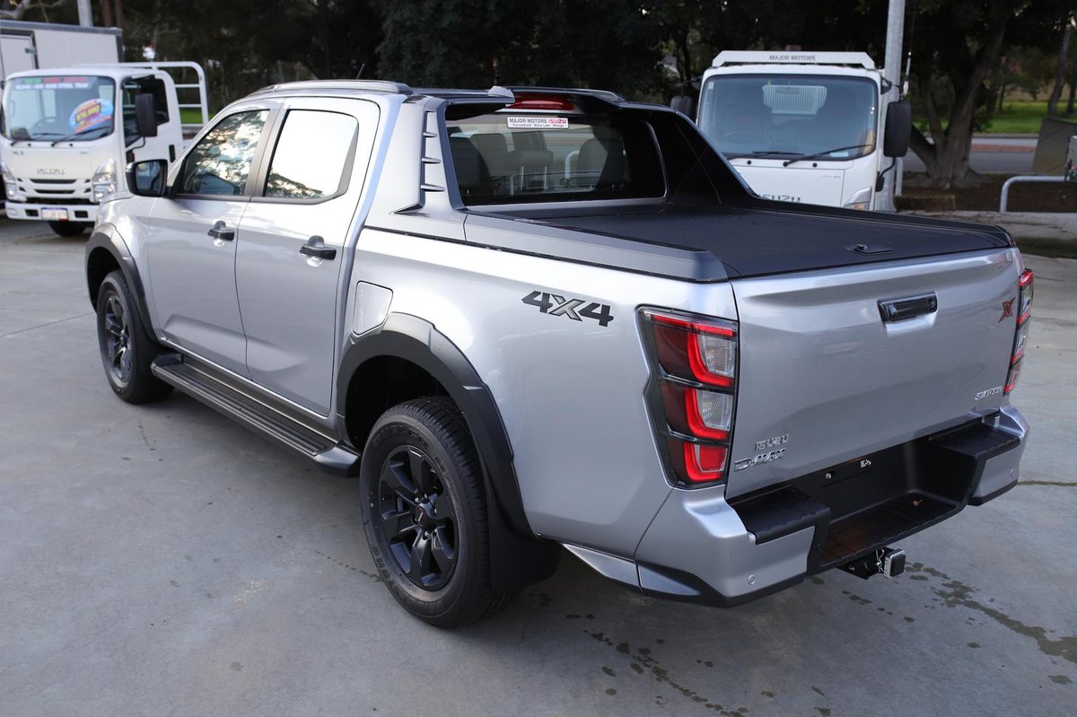 2025 Isuzu D-MAX X-TERRAIN MY25.5 4X4 Dual Range image 5