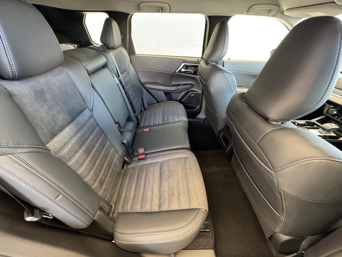 2025 Mitsubishi Outlander Aspire ZM MY25 image 24