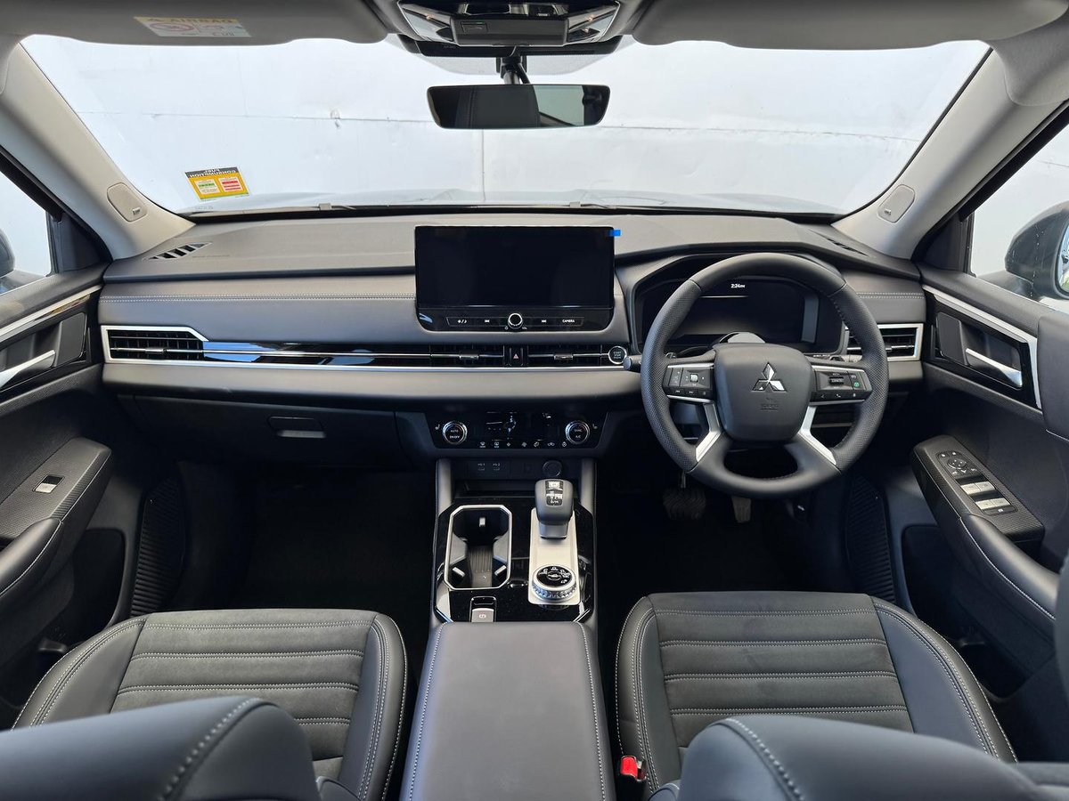 2025 Mitsubishi Outlander Aspire ZM MY25 image 14