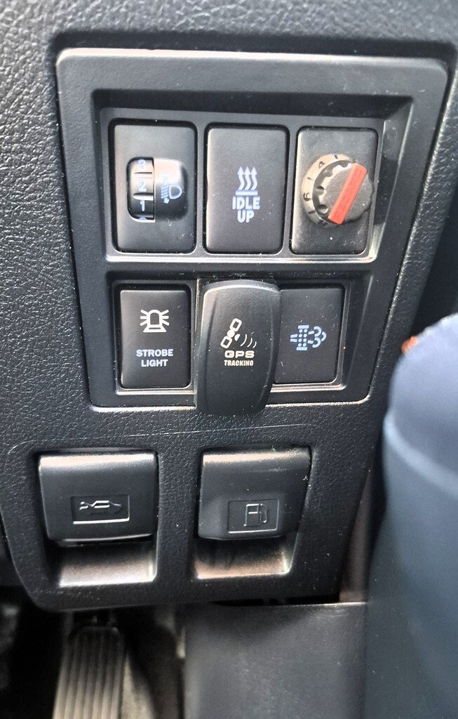 2021 Toyota Hilux 4x4 image 25
