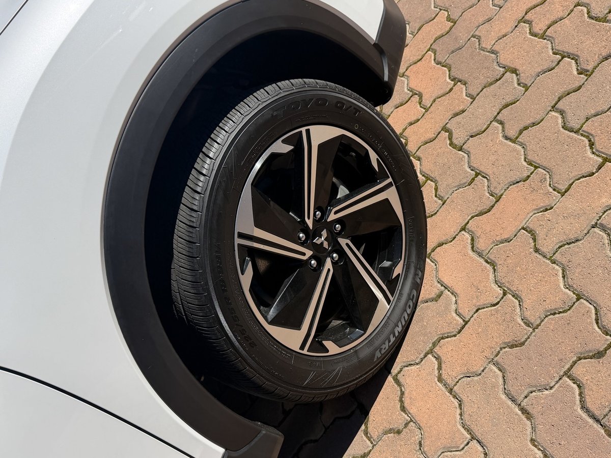 2024 Mitsubishi Eclipse Cross PHEV Aspire YB MY24 AWD image 10