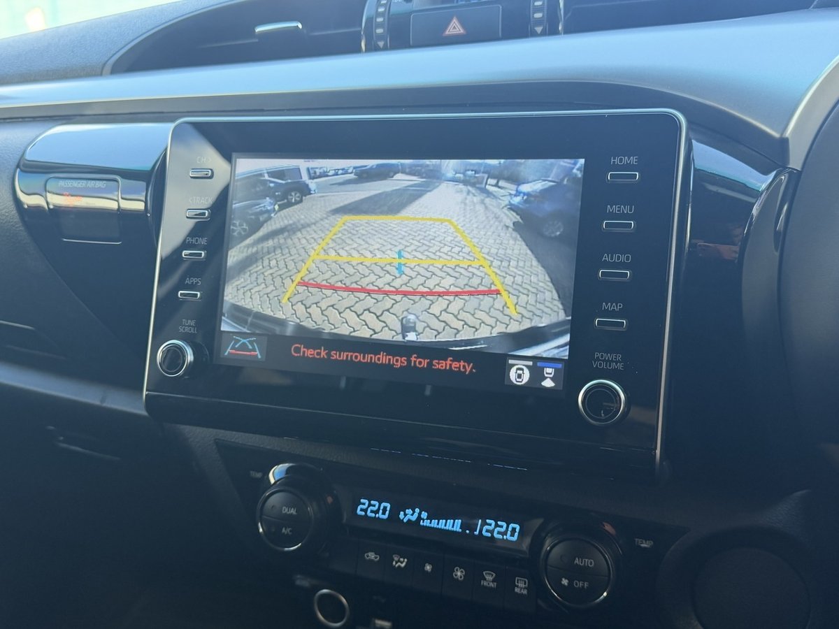 2022 Toyota Hilux SR5 GUN126R 4X4 Dual Range image 16