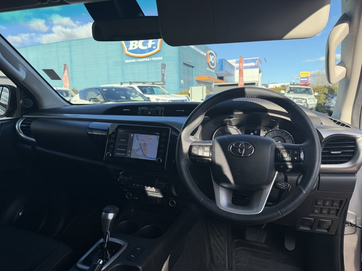 2022 Toyota Hilux SR5 GUN126R 4X4 Dual Range image 24