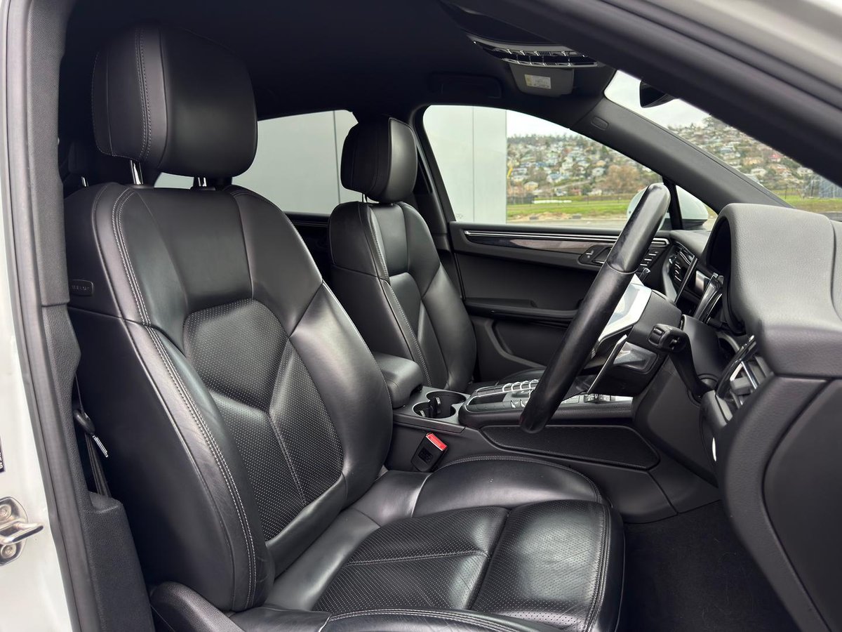 2020 Porsche Macan S 95B MY20 AWD image 35