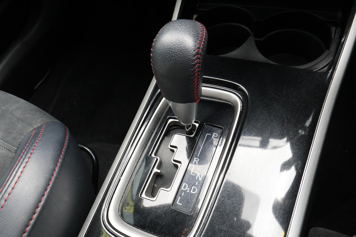 2020 Mitsubishi Outlander Black Edition ZL MY20 image 19