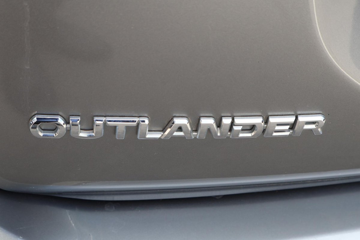 2020 Mitsubishi Outlander Black Edition ZL MY20 image 29