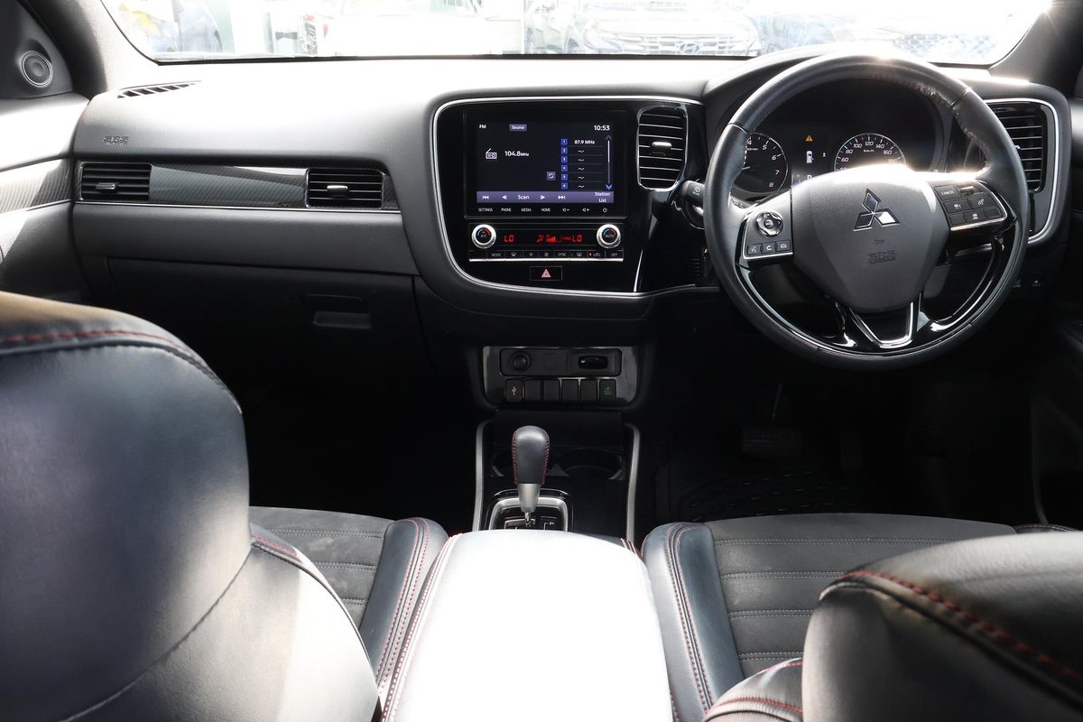 2020 Mitsubishi Outlander Black Edition ZL MY20 image 8