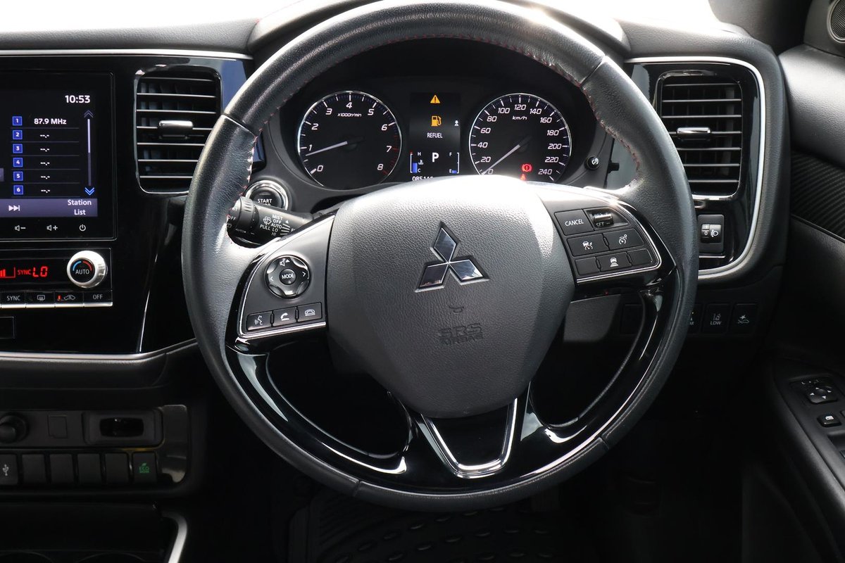 2020 Mitsubishi Outlander Black Edition ZL MY20 image 9
