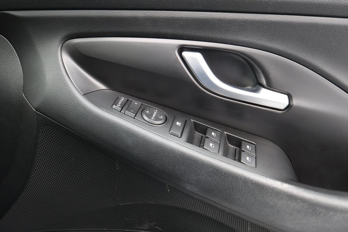 2018 Hyundai i30 Active PD2 MY18 image 19