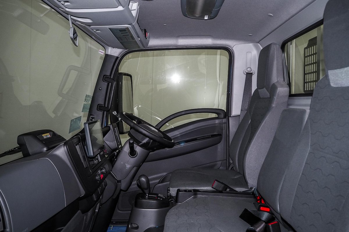 2026 Isuzu N Series NLR 45-150 DT D25 Traypack image 9