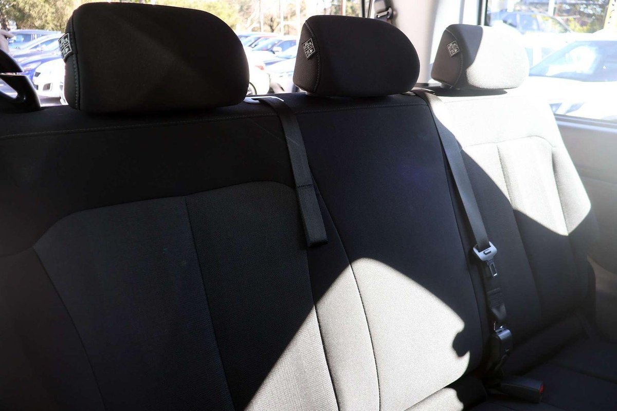 2024 Hyundai STARIA US4.V3 MY25 image 24