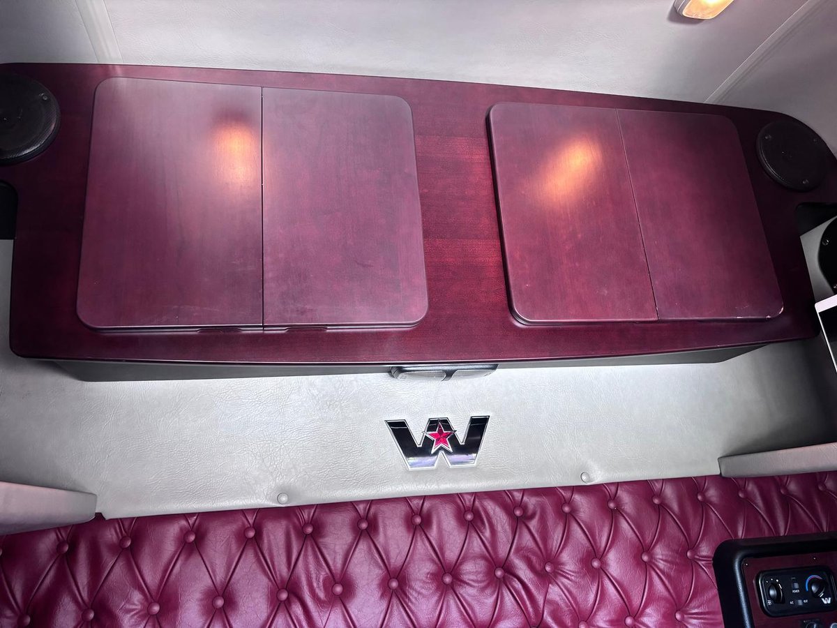 2018 Western Star 4900 Series image 30
