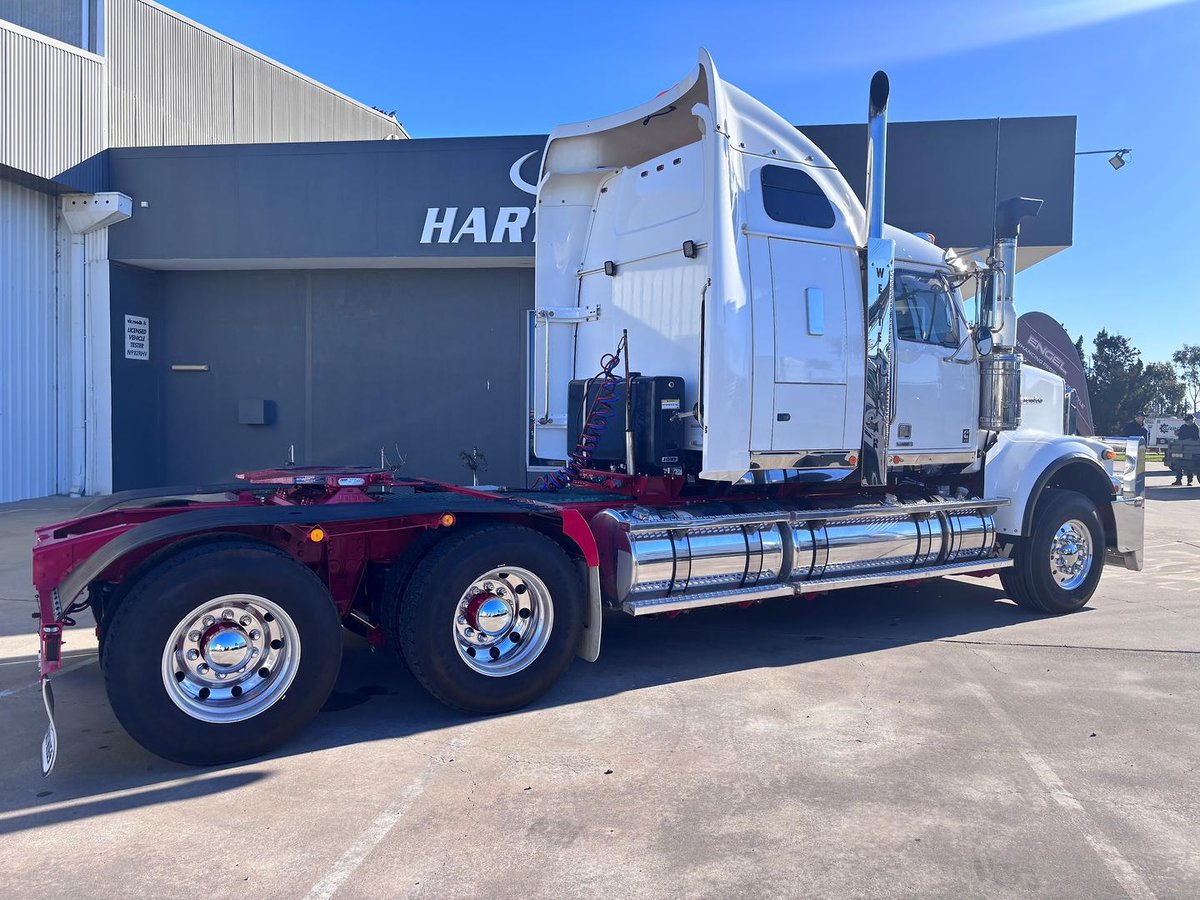 2018 Western Star 4900 Series image 11