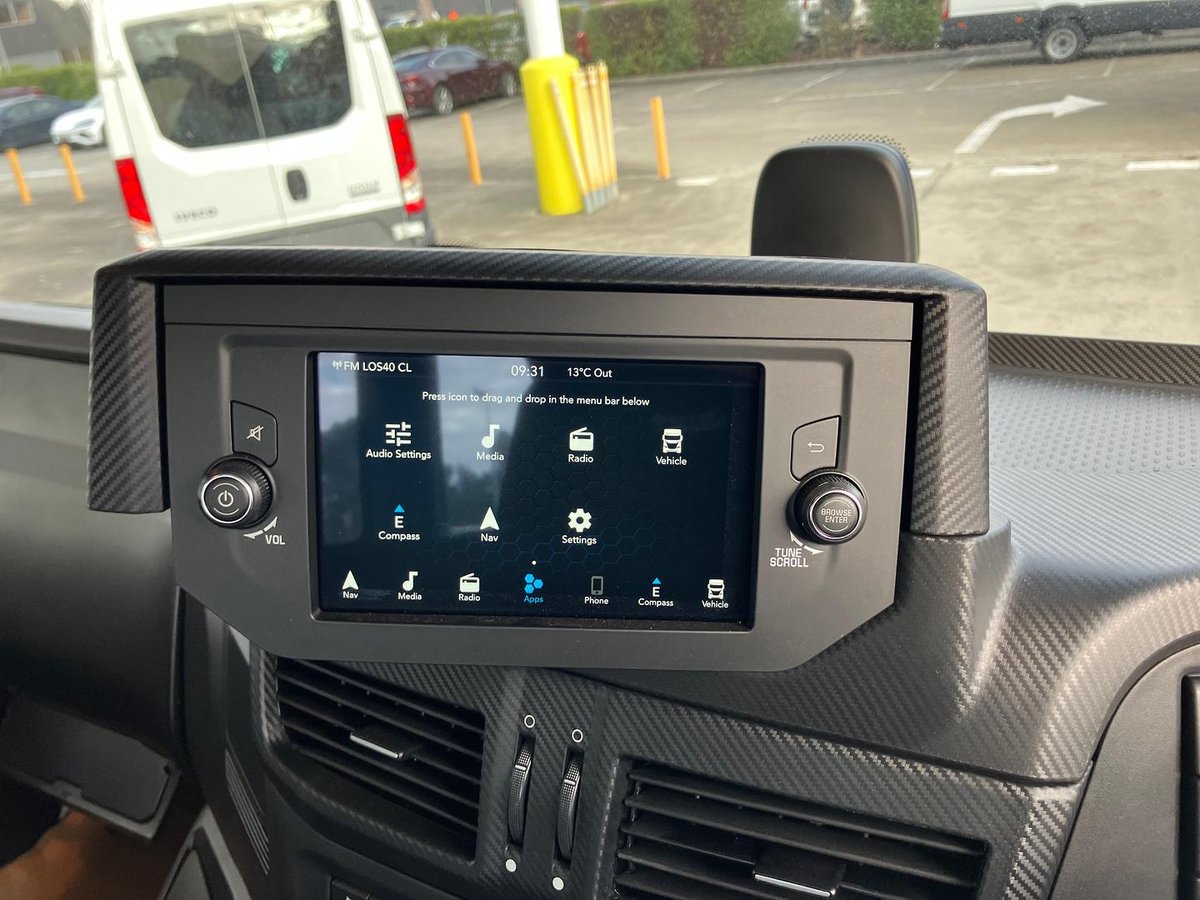 2024 Iveco S-Way AT600 image 18
