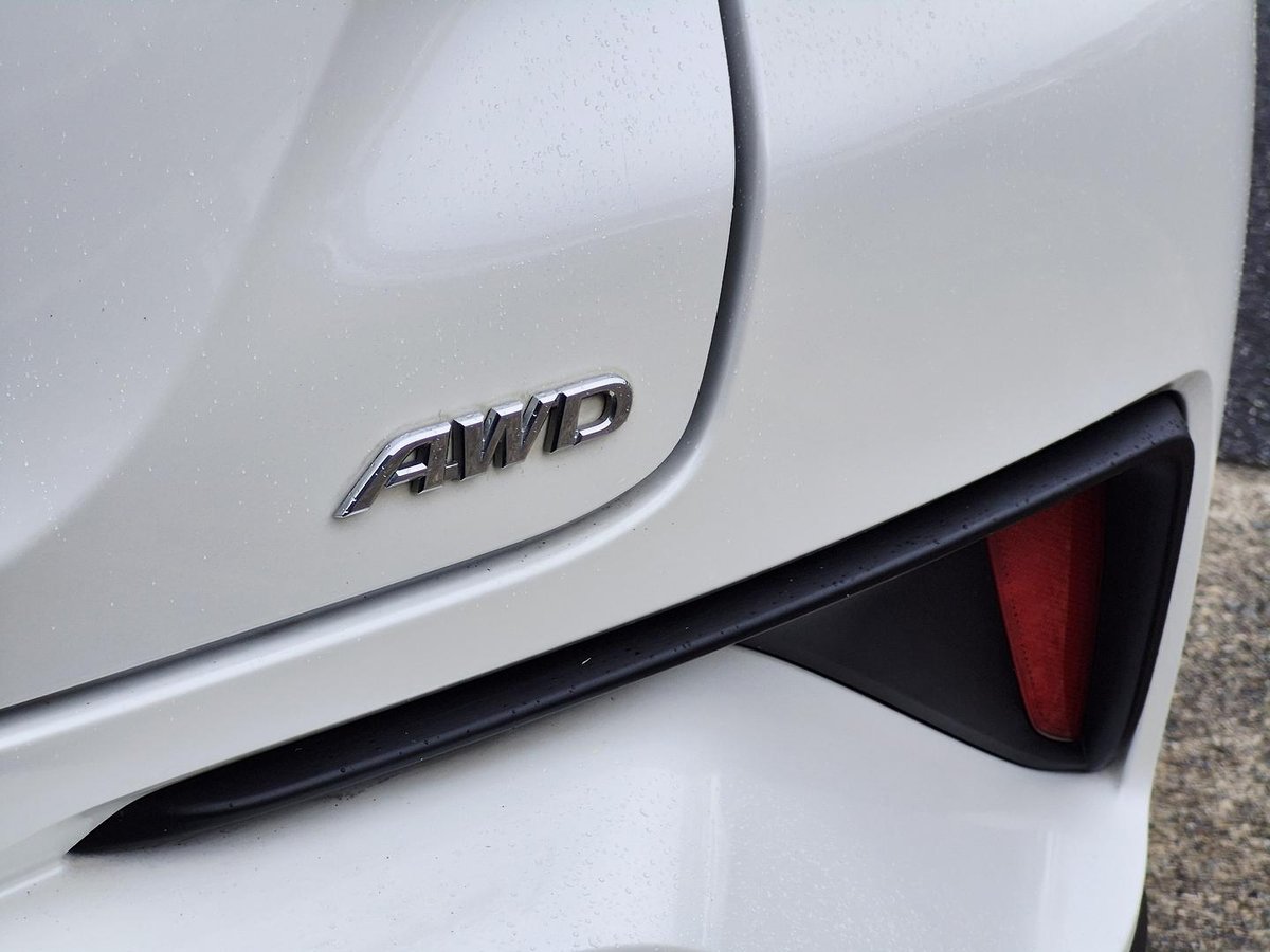 2018 Toyota C-HR NGX50R AWD image 23