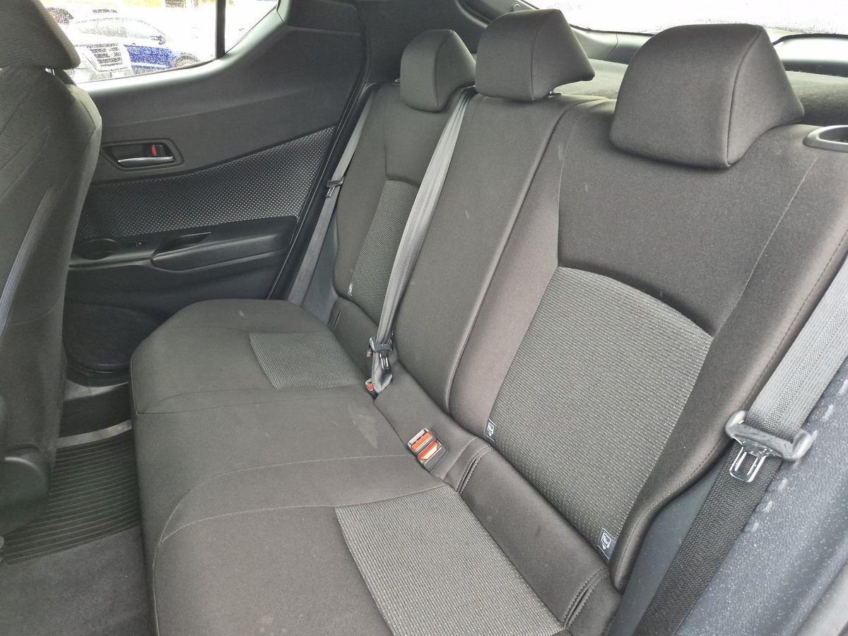 2018 Toyota C-HR NGX50R AWD image 8