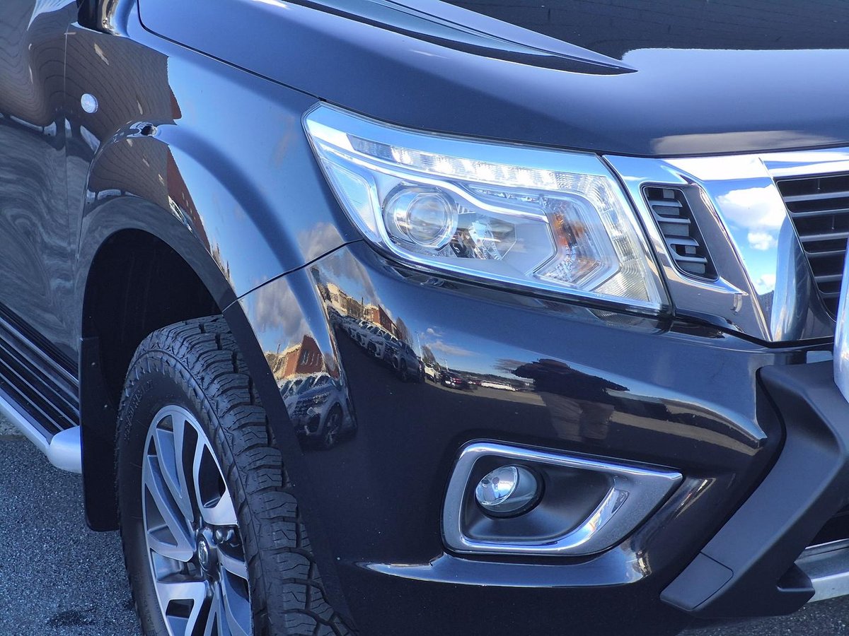 2016 Nissan Navara ST D23 4X4 Dual Range image 24