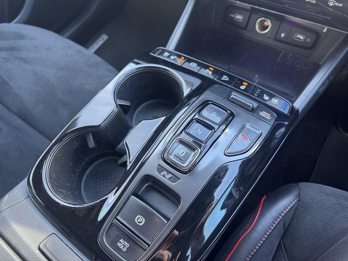 2021 Hyundai Tucson Highlander NX4.V1 MY22 AWD image 22