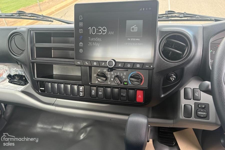 2025 Hino 300 Series 921 image 7