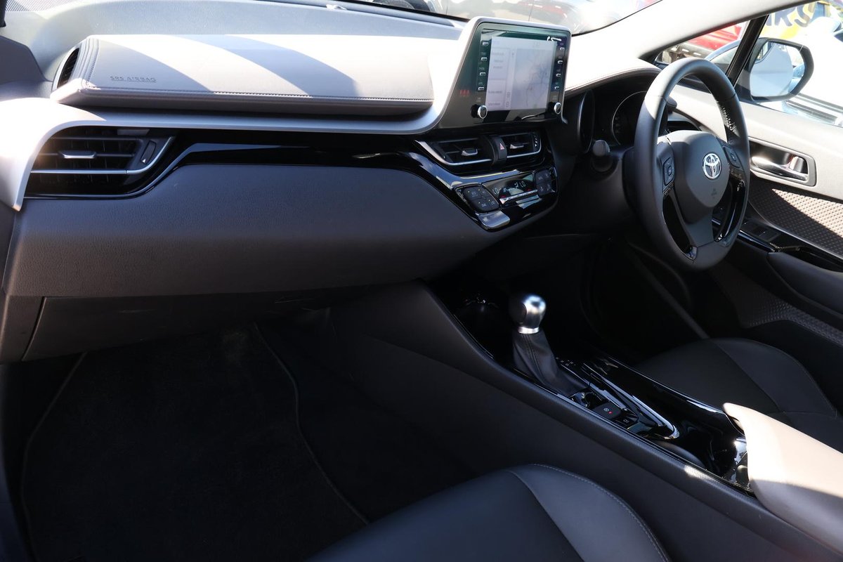 2020 Toyota C-HR Koba NGX10R image 22