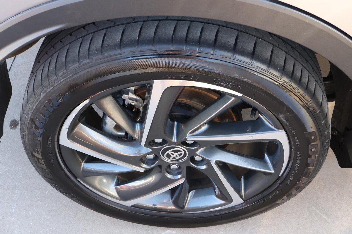 2020 Toyota C-HR Koba NGX10R image 25