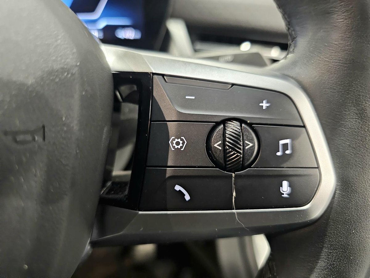2024 BMW iX2 eDrive20 M Sport U10 image 18