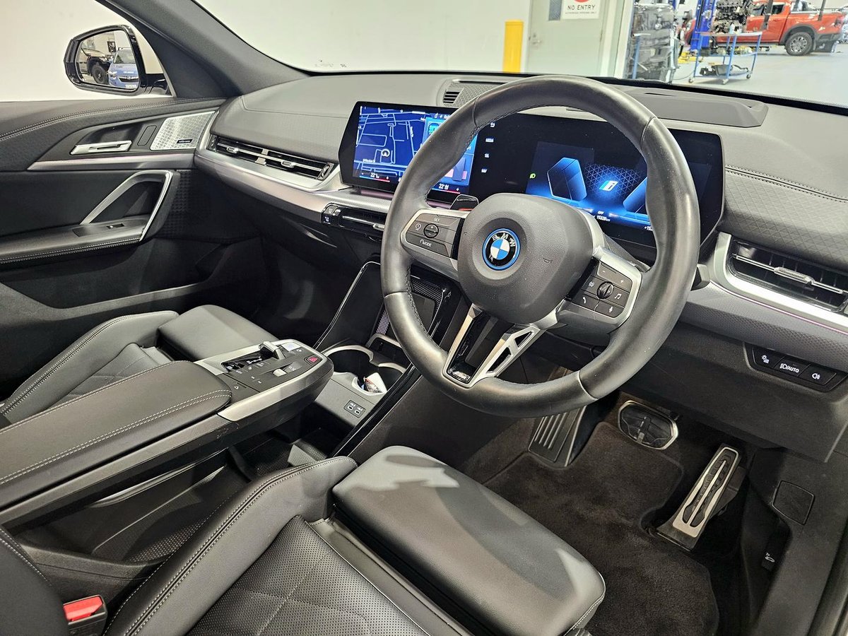 2024 BMW iX2 eDrive20 M Sport U10 image 10