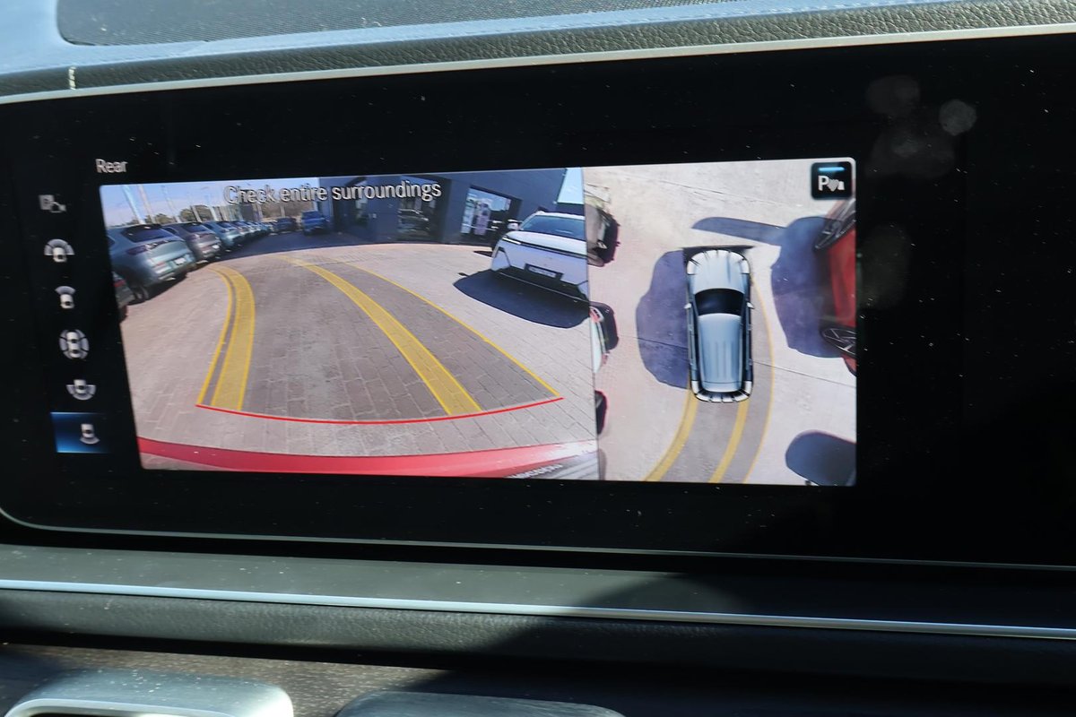 2019 Mercedes-Benz GLE-Class image 16