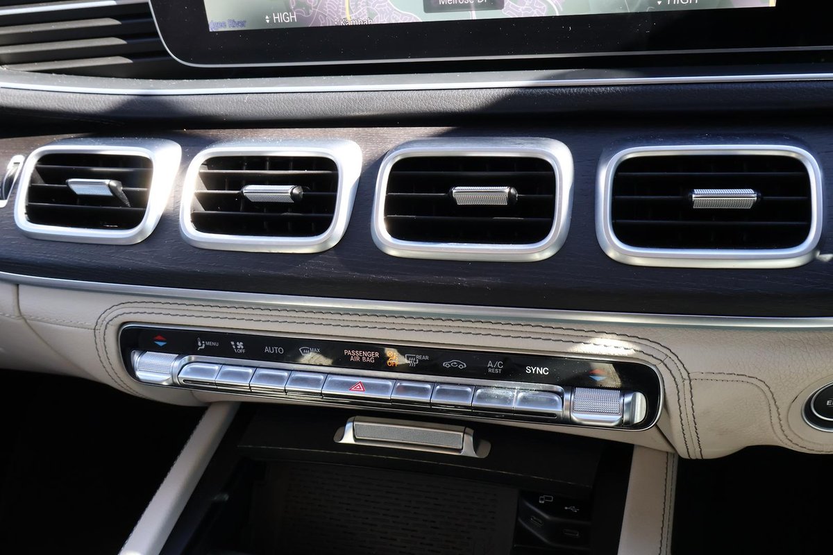 2019 Mercedes-Benz GLE-Class image 22