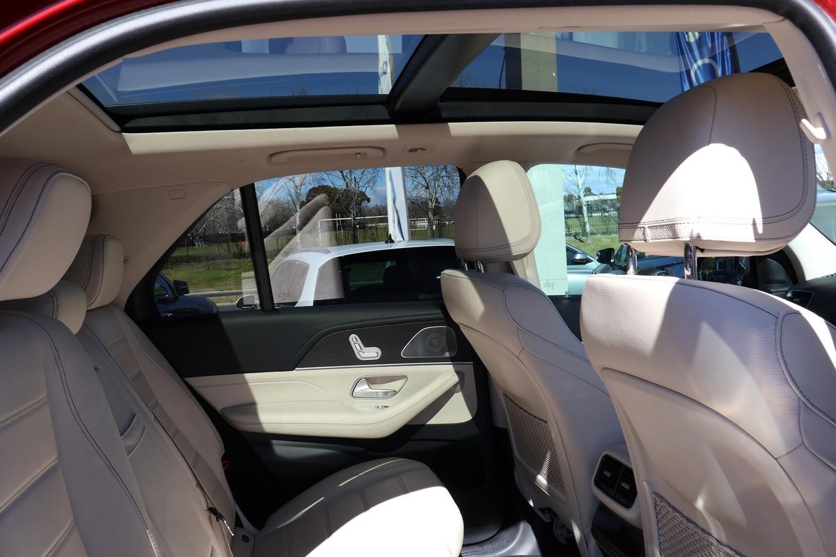 2019 Mercedes-Benz GLE-Class image 27