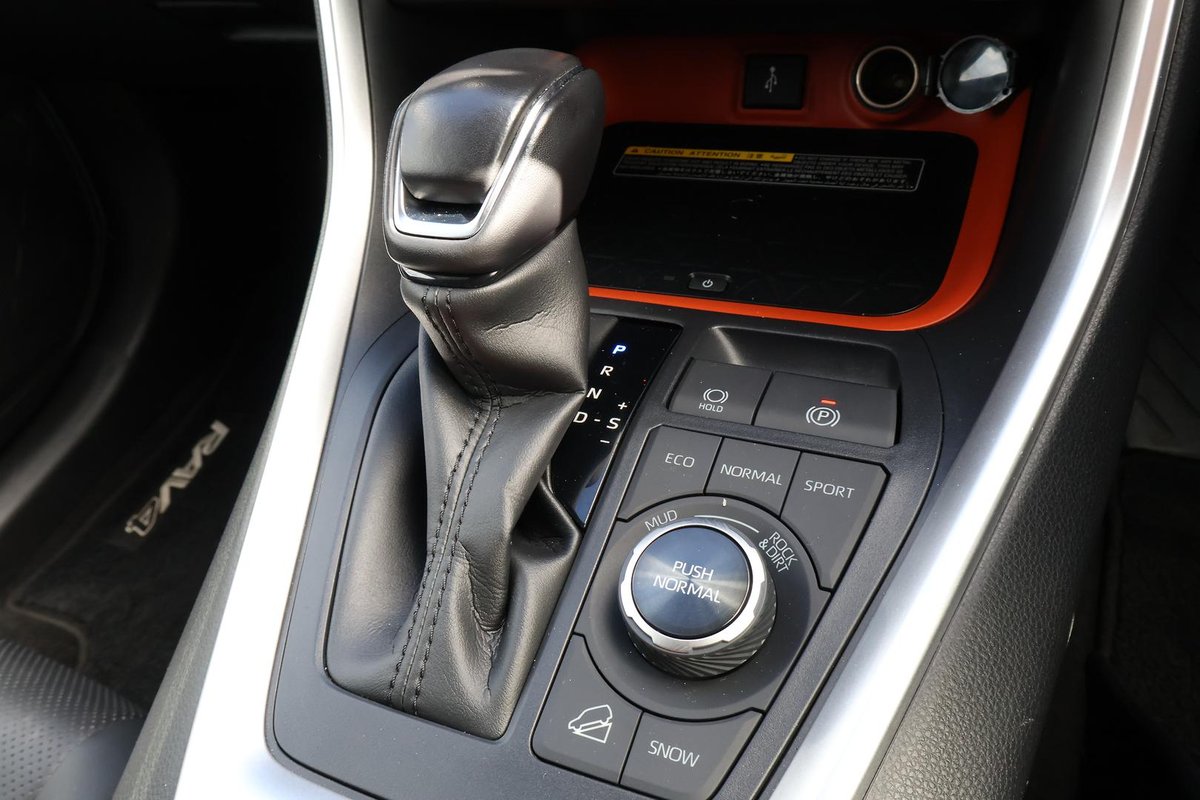 2020 Toyota RAV4 Edge AXAA54R AWD image 22